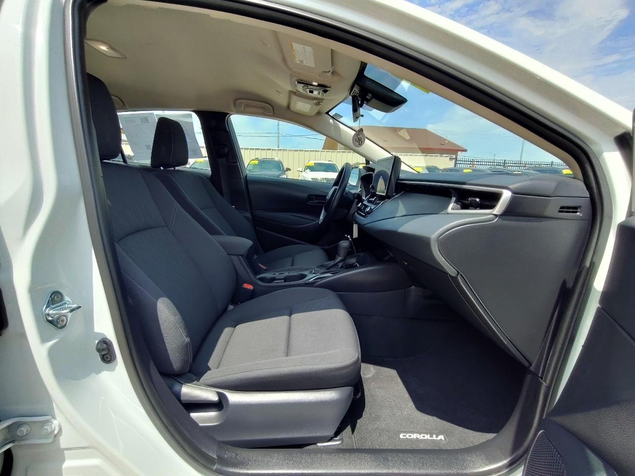 Toyota Corolla LE 2025