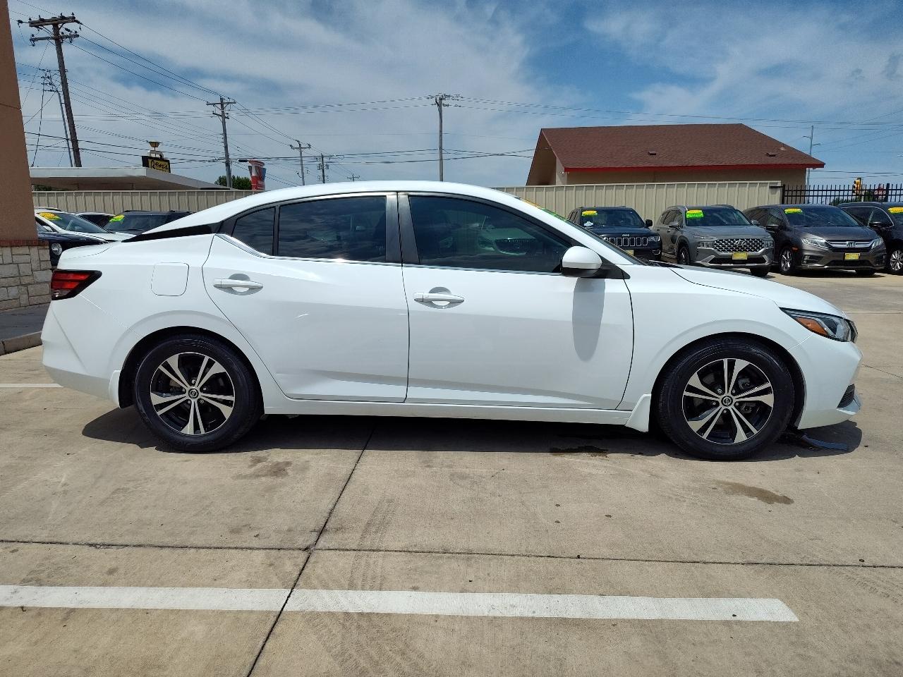 Nissan Sentra SV 4D Sedan 2021