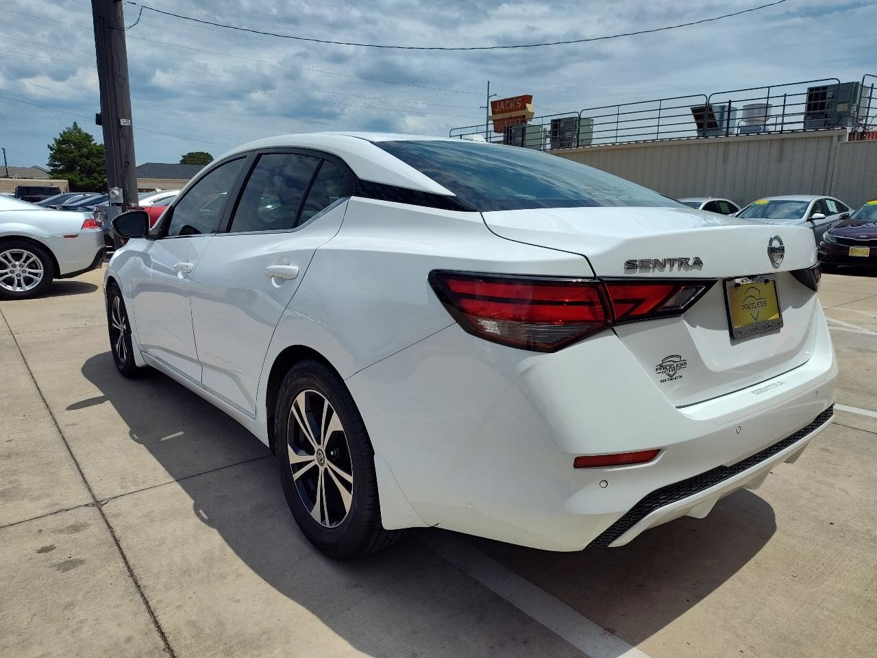 Nissan Sentra SV 4D Sedan 2021