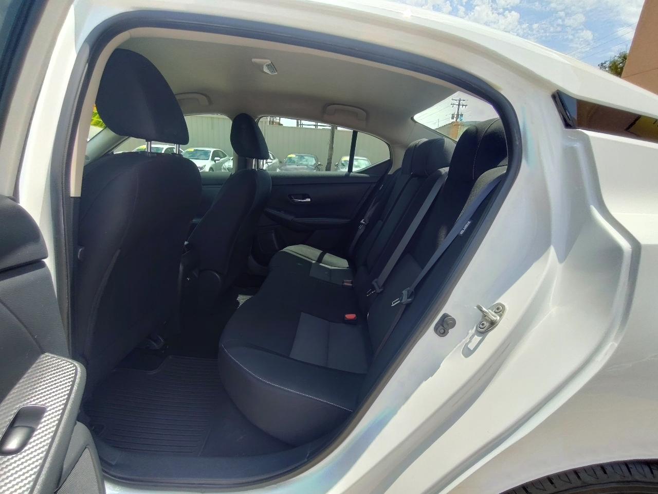 Nissan Sentra SV 4D Sedan 2021