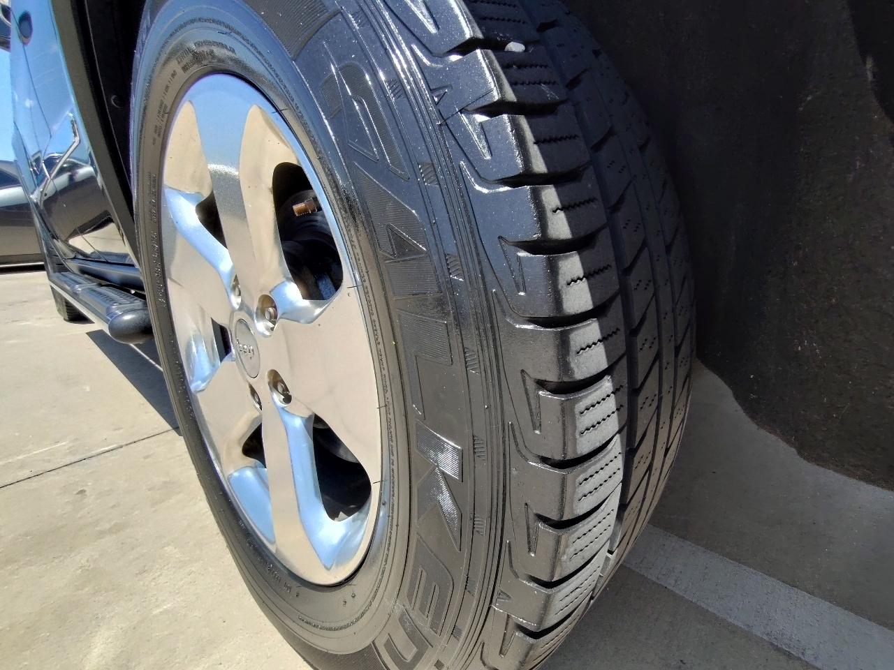 Jeep Grand Cherokee Limited 4x2 2013