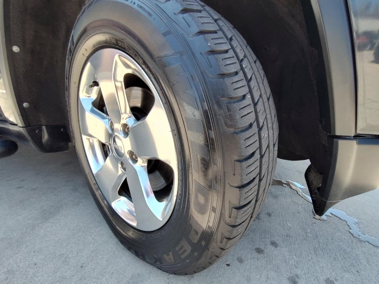 Jeep Grand Cherokee Limited 4x2 2013