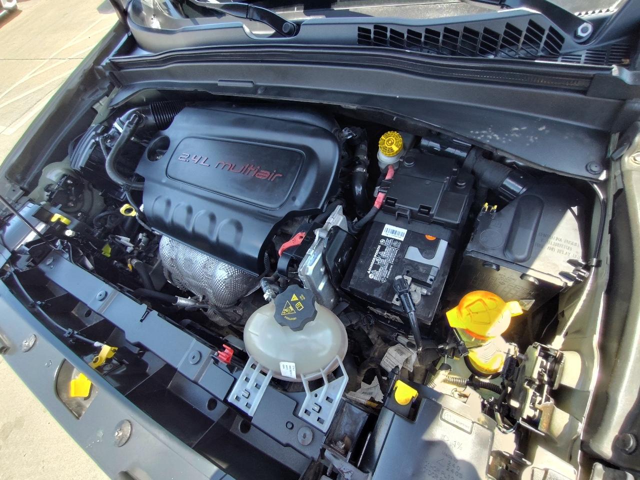 Jeep Renegade Latitude FWD 2016