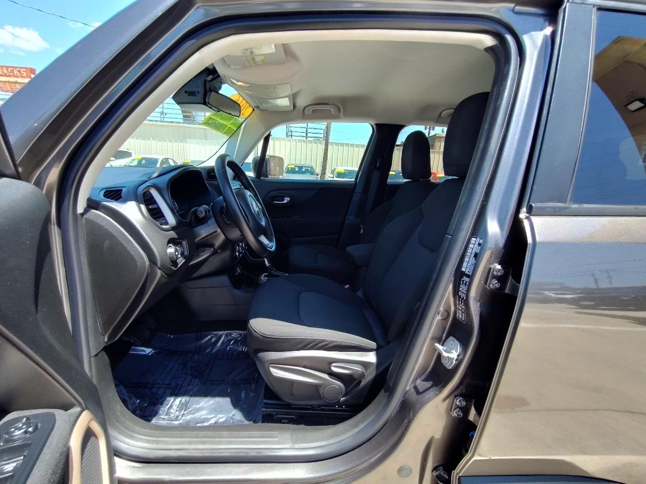 Jeep Renegade Latitude FWD 2016