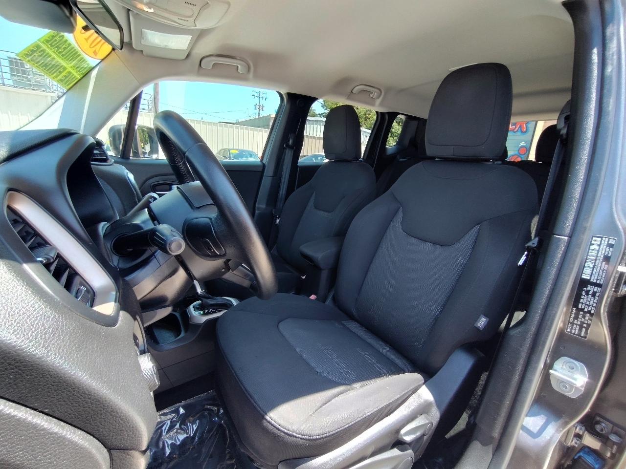 Jeep Renegade Latitude FWD 2016