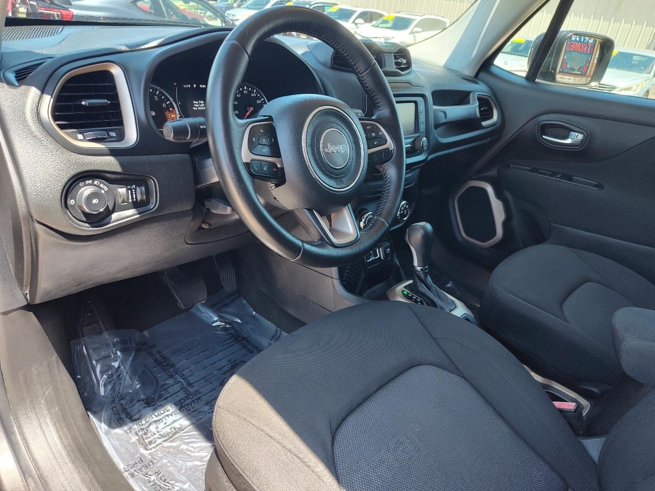 Jeep Renegade Latitude FWD 2016