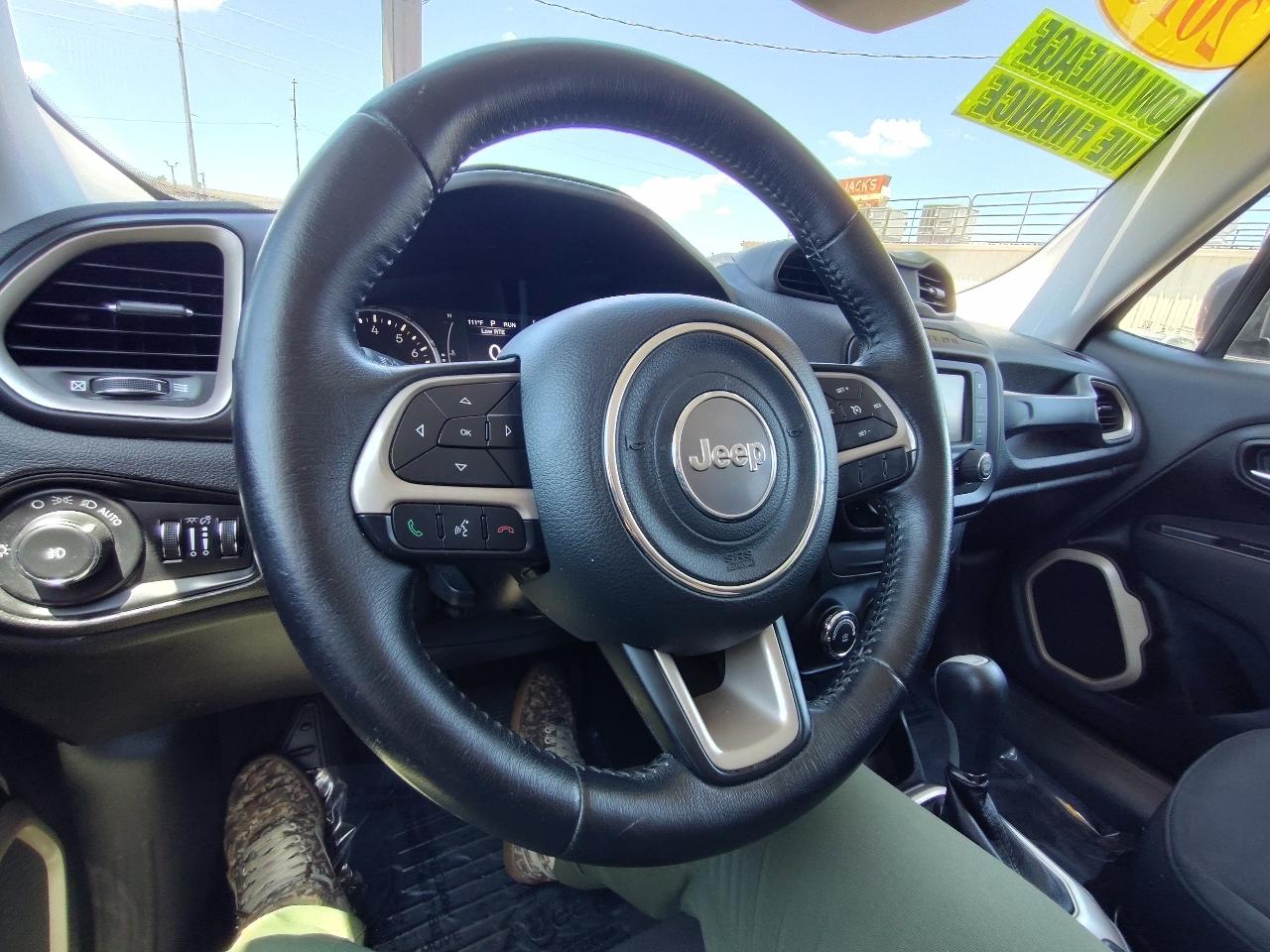 Jeep Renegade Latitude FWD 2016