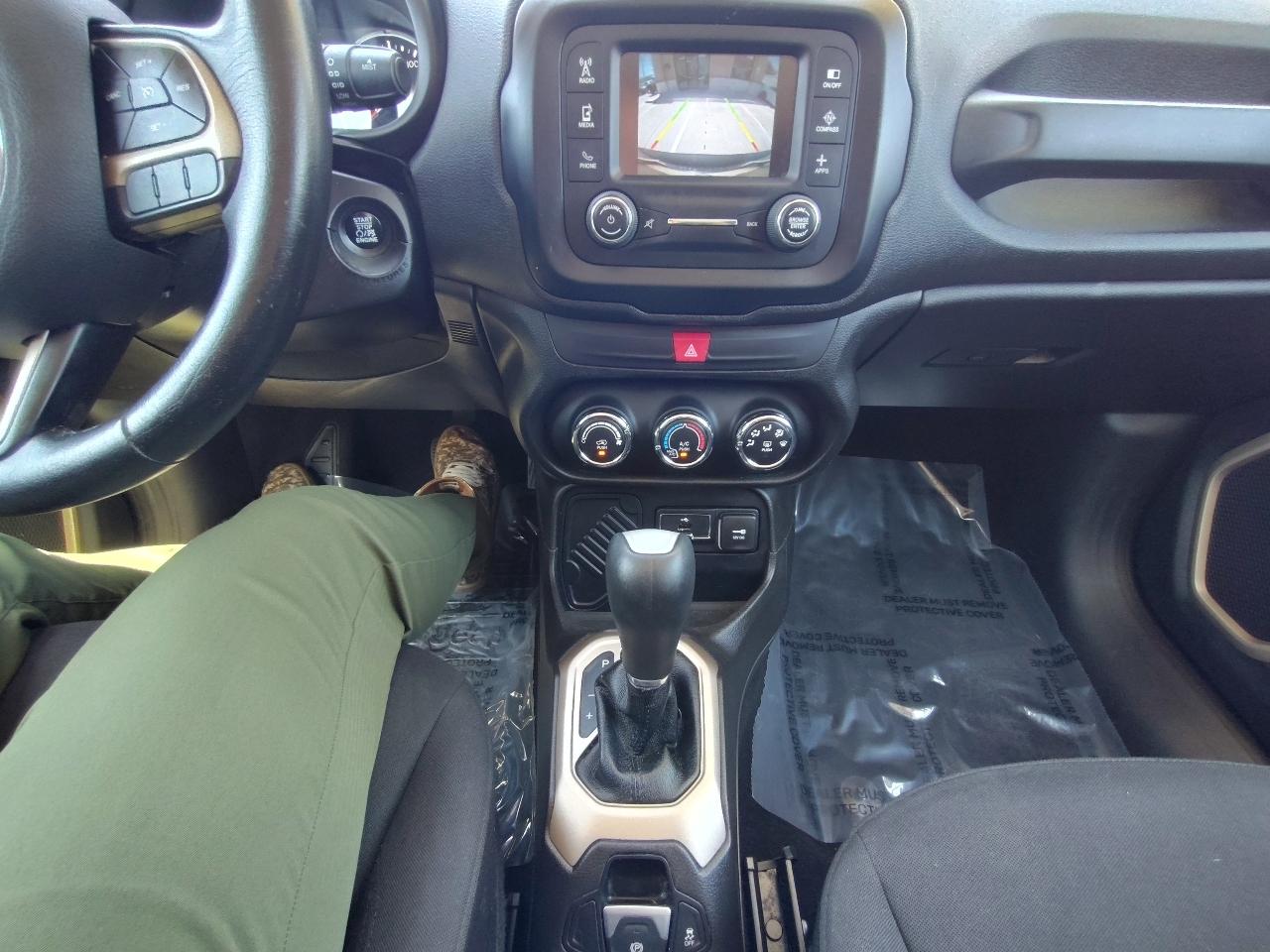 Jeep Renegade Latitude FWD 2016