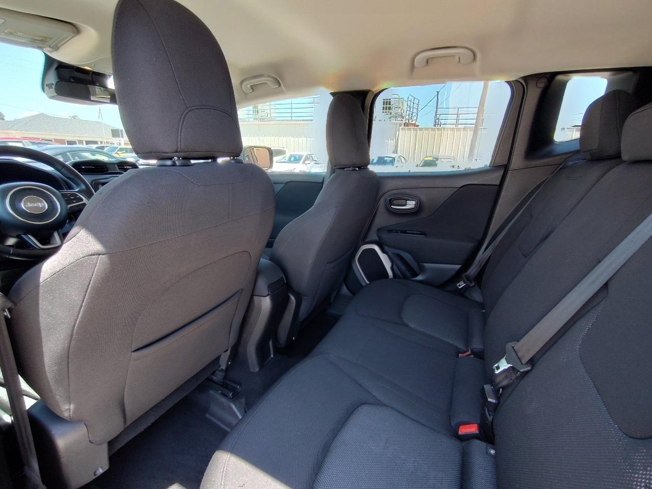 Jeep Renegade Latitude FWD 2016