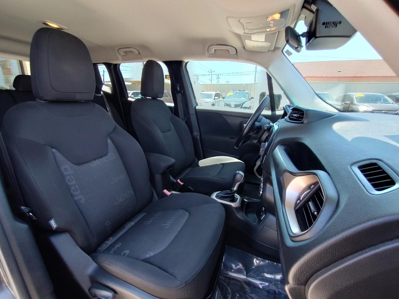 Jeep Renegade Latitude FWD 2016