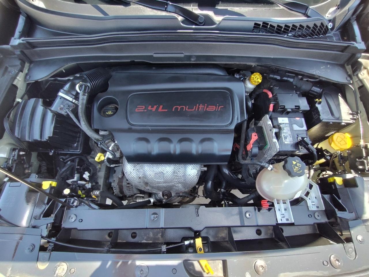 Jeep Renegade Latitude FWD 2016