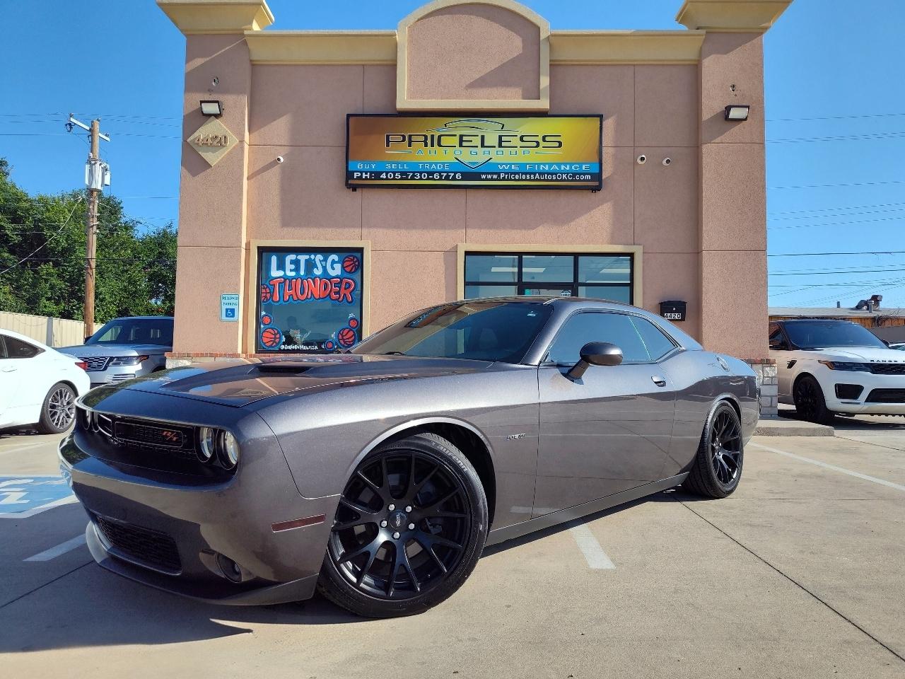 2015 Dodge Challenger R/T's photo