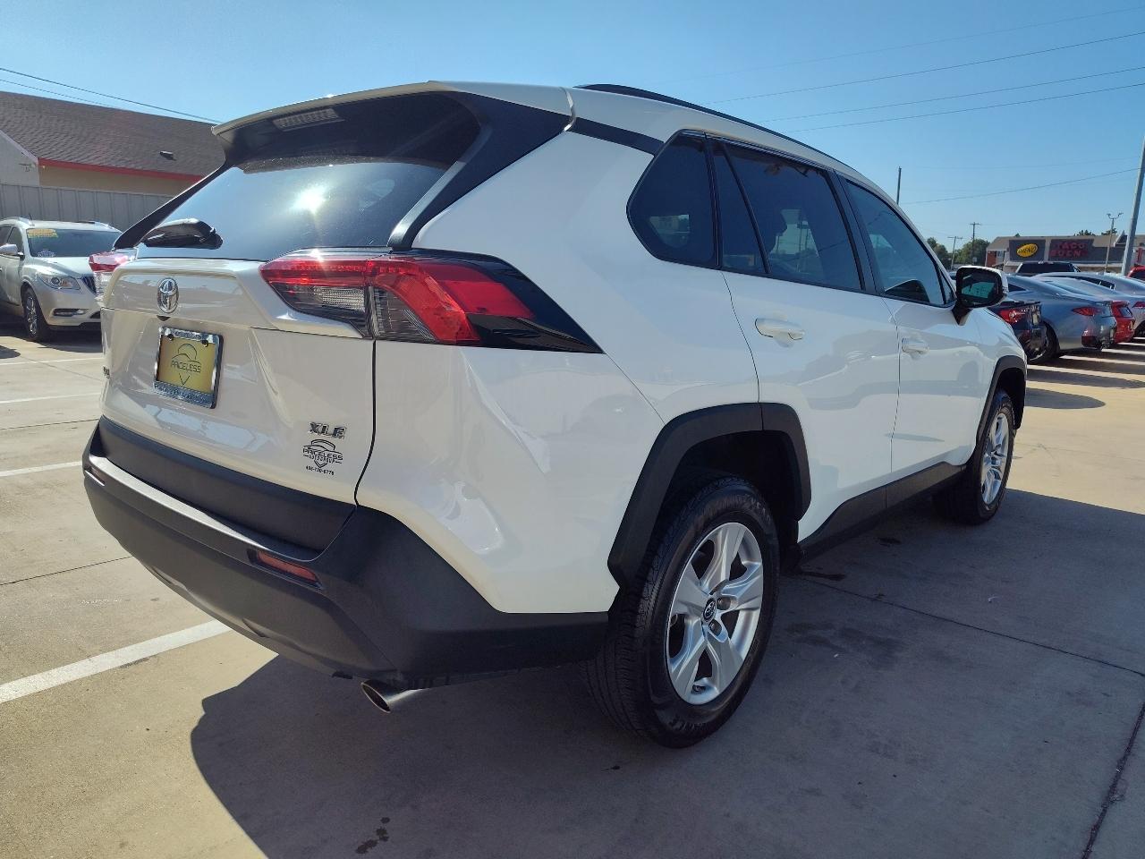 Toyota RAV4 XLE 2019