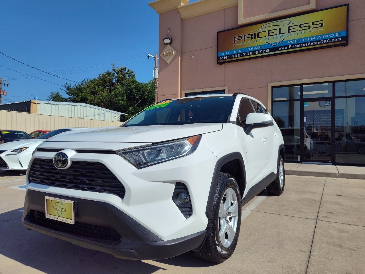 Toyota RAV4 XLE 2019