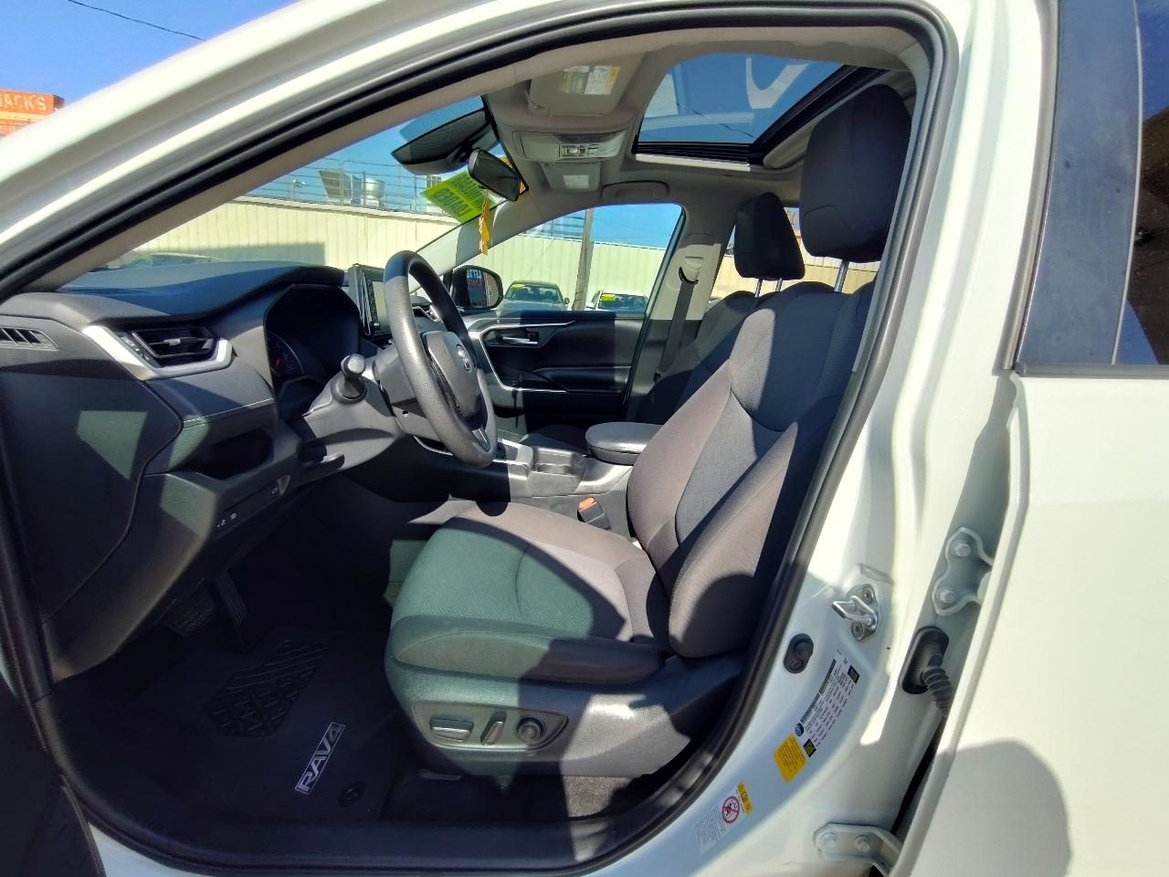Toyota RAV4 XLE 2019