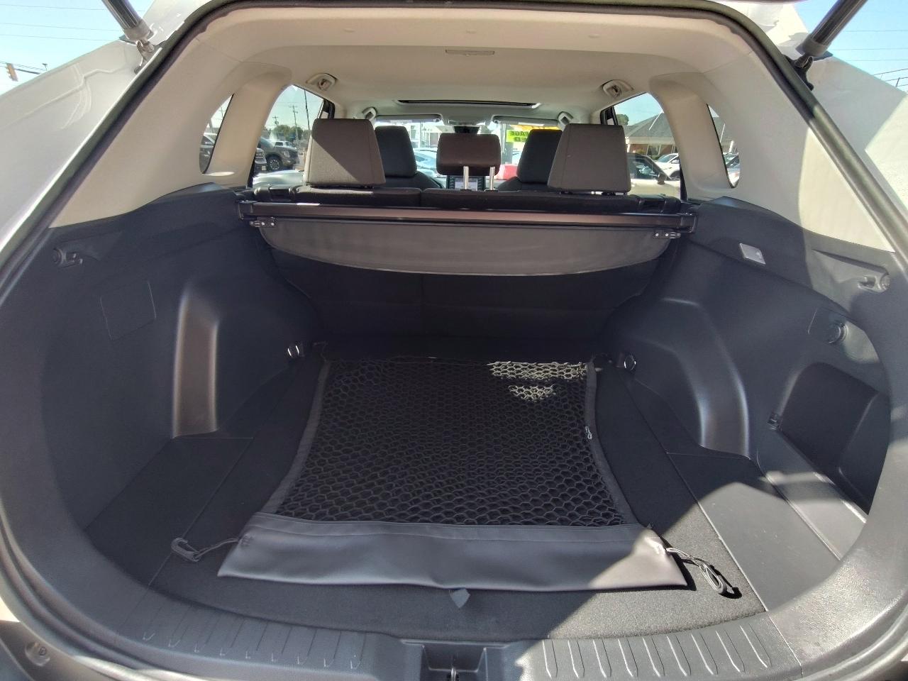 Toyota RAV4 XLE 2019