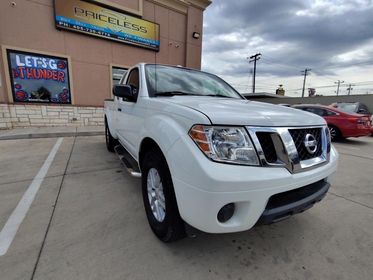 Nissan Frontier SV King Cab I4 5MT 2WD 2017