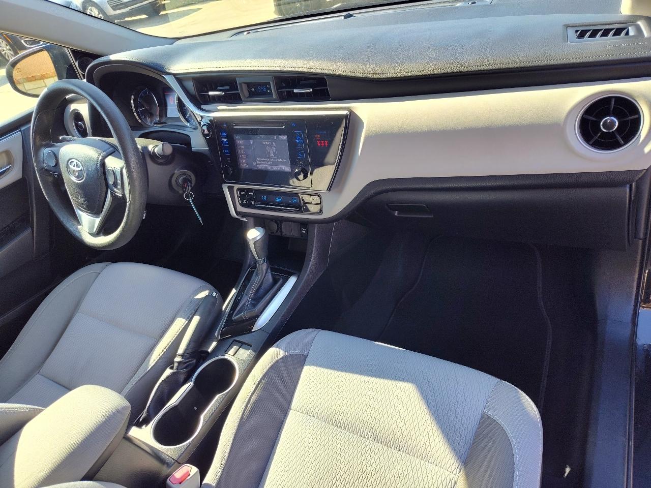 Toyota Corolla LE CVT 2018
