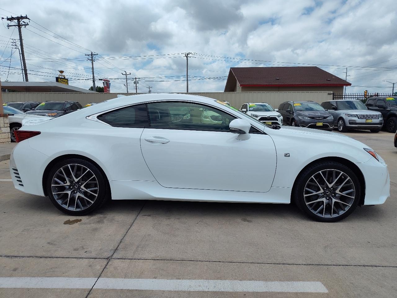 Lexus RC 300 AWD 2018