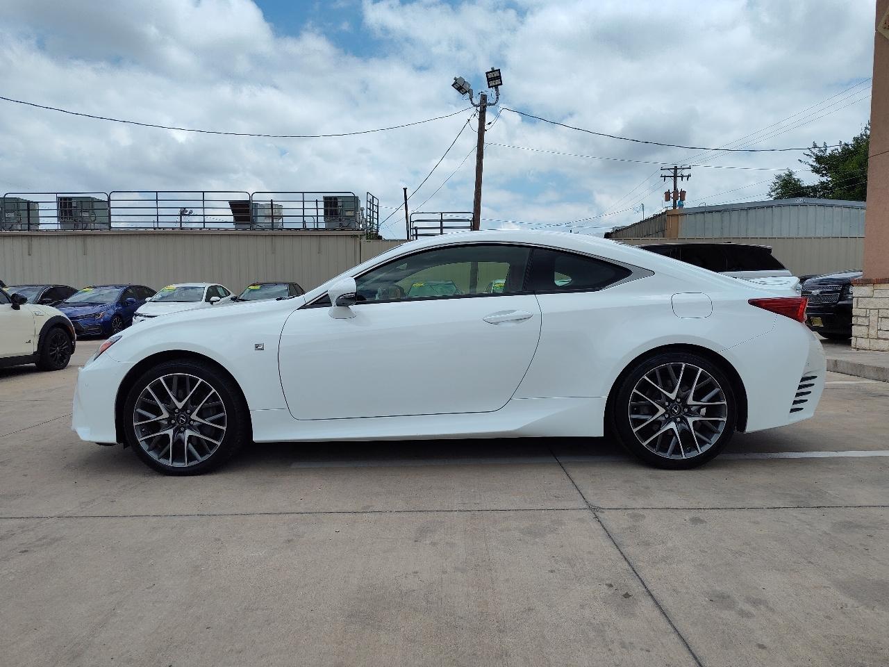 Lexus RC 300 AWD 2018