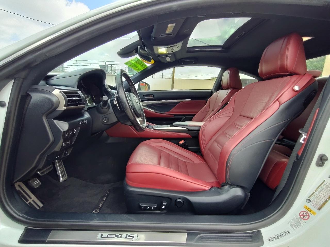 Lexus RC 300 AWD 2018