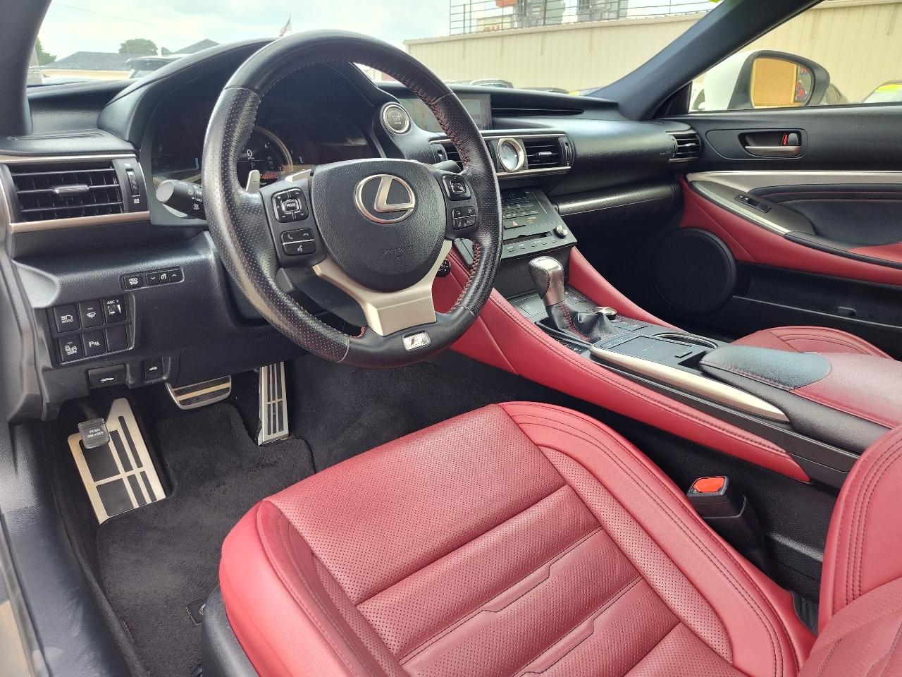 Lexus RC 300 AWD 2018