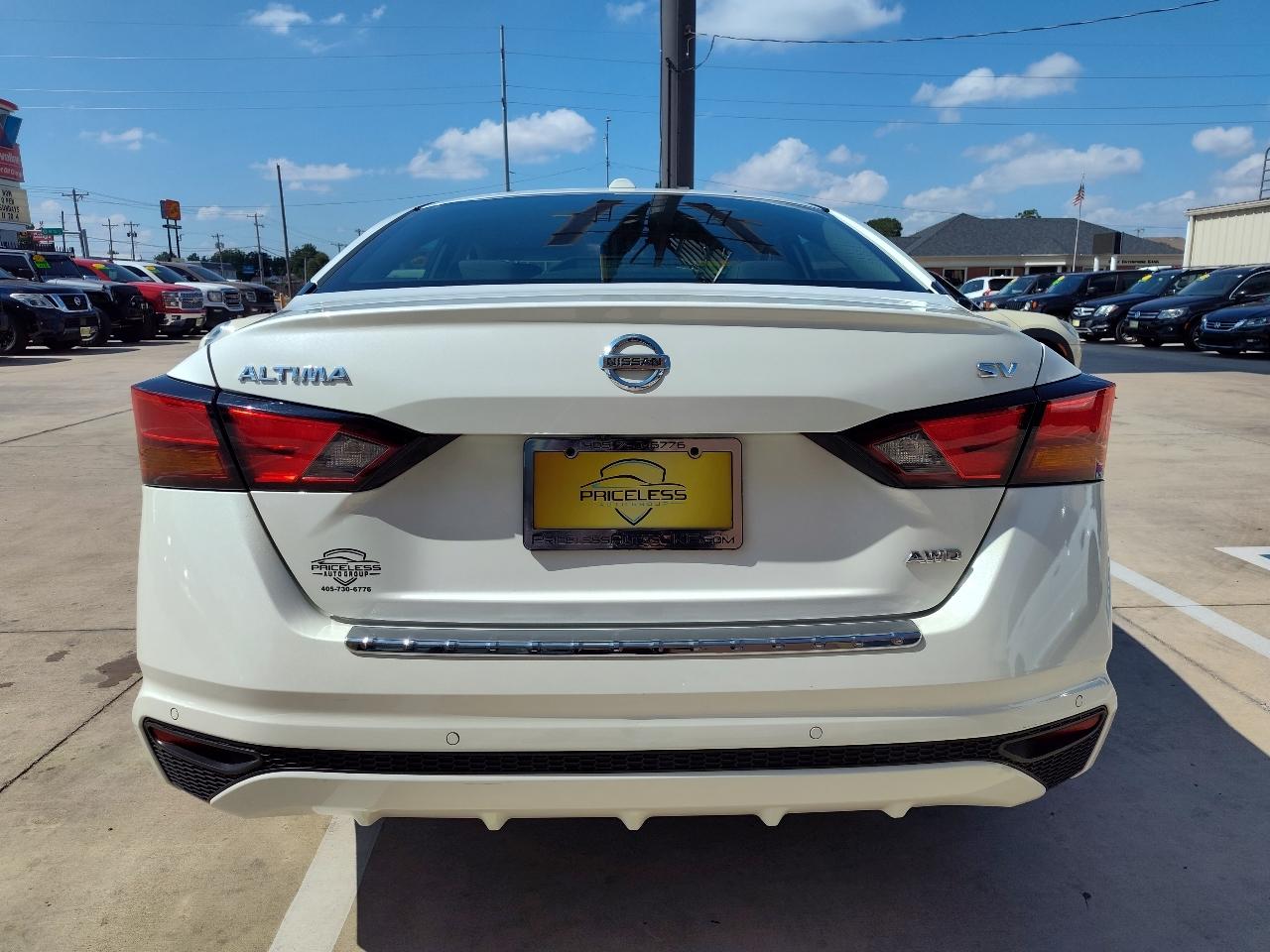 Nissan Altima 2.5 SV AWD 2022