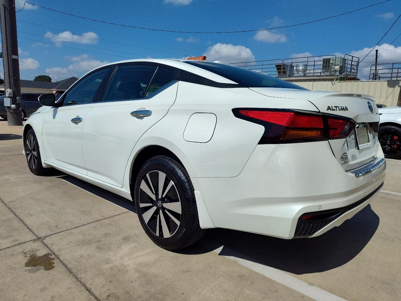 Nissan Altima 2.5 SV AWD 2022