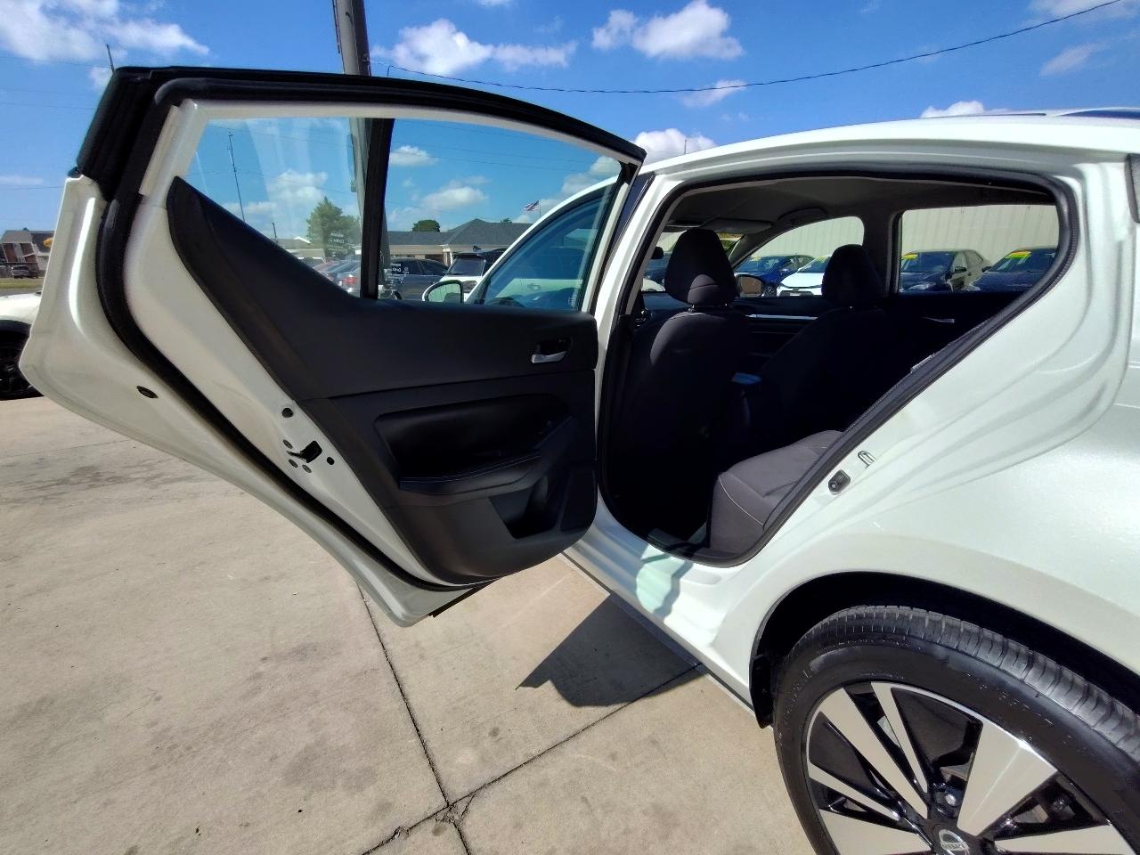 Nissan Altima 2.5 SV AWD 2022