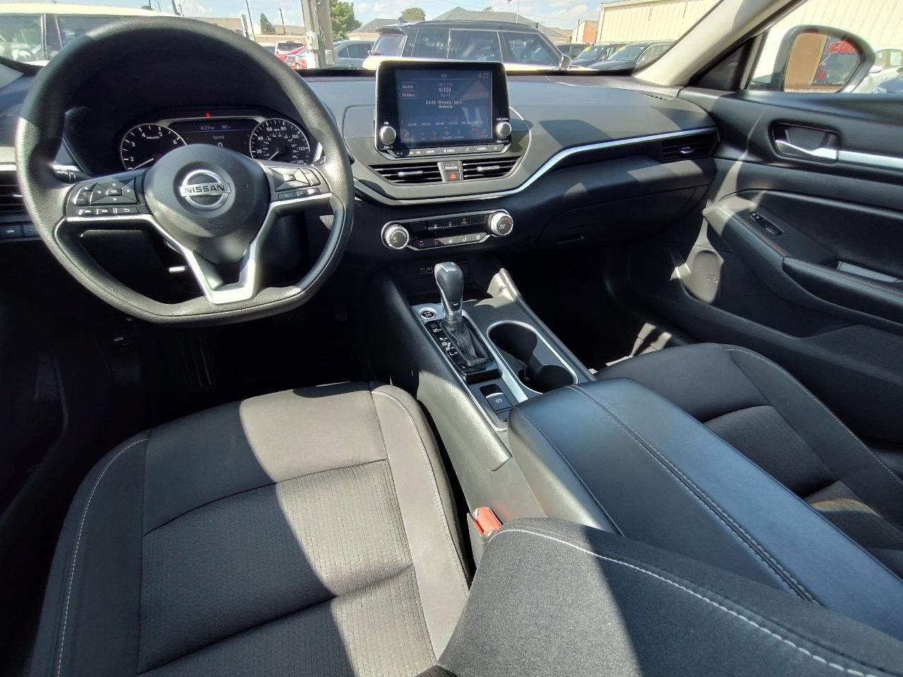 Nissan Altima 2.5 SV AWD 2022