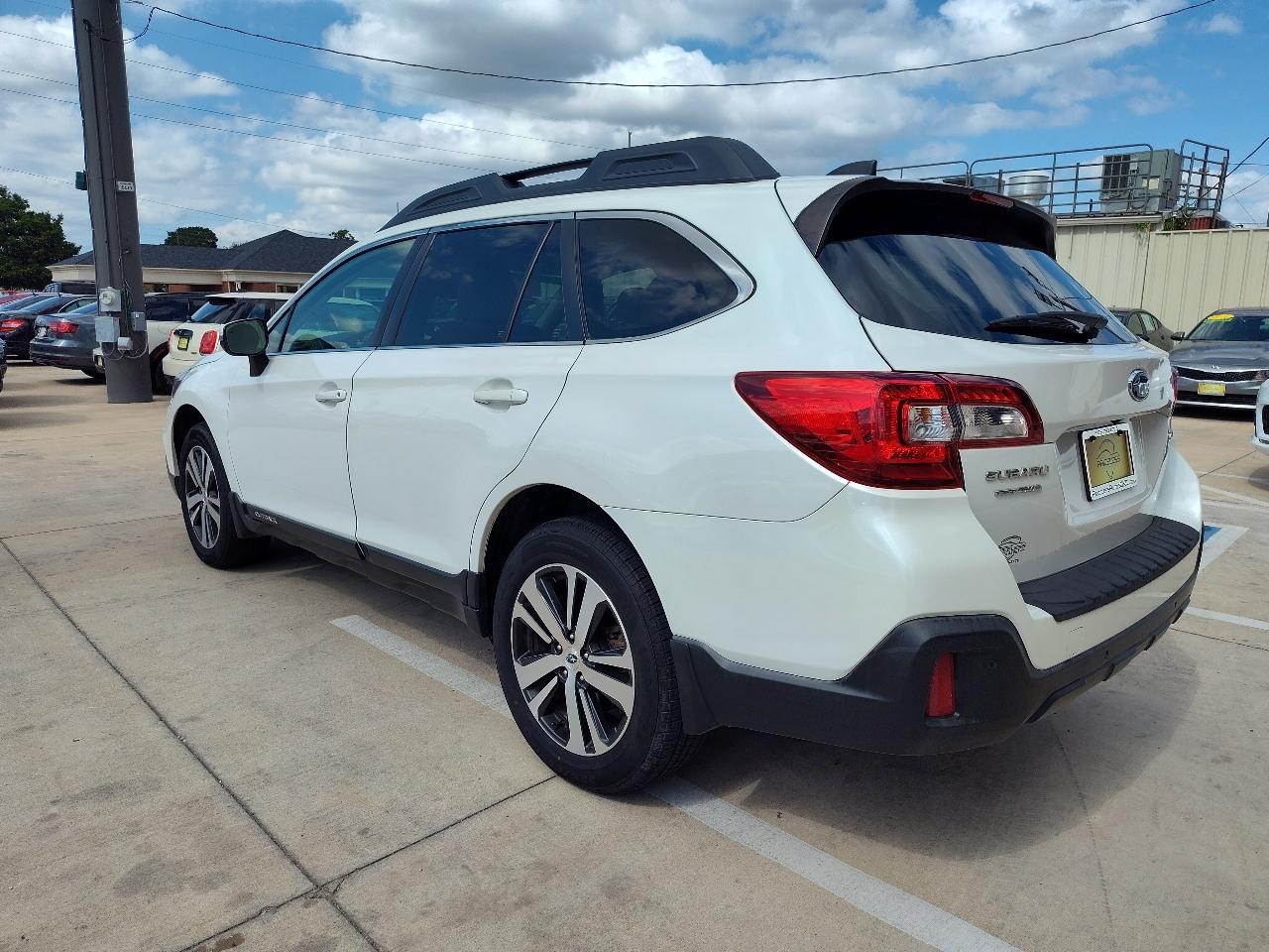 Subaru Outback  2018