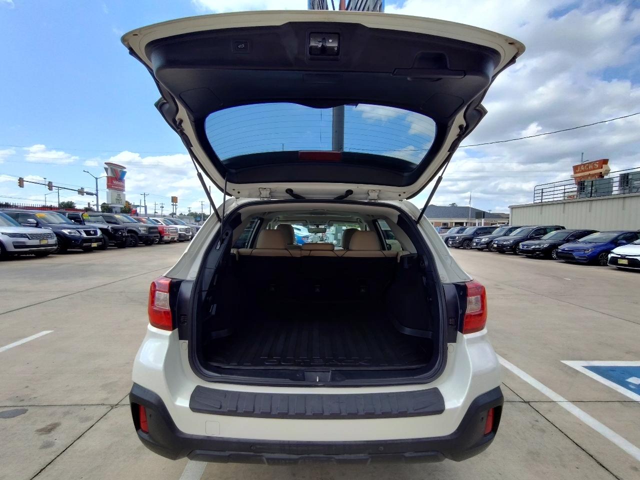 Subaru Outback  2018