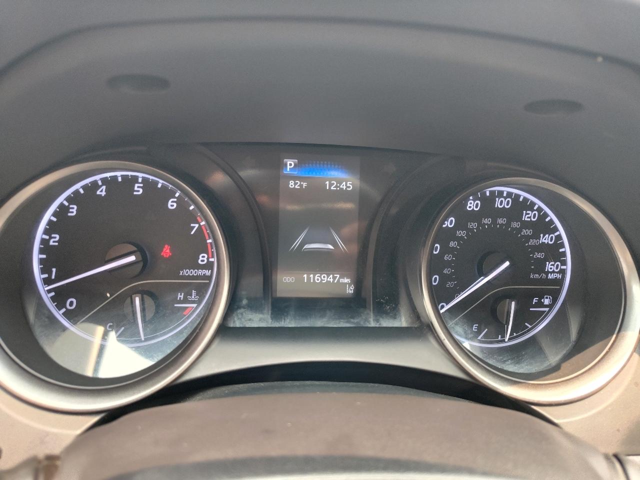 Toyota Camry SE Auto (Natl) 2021