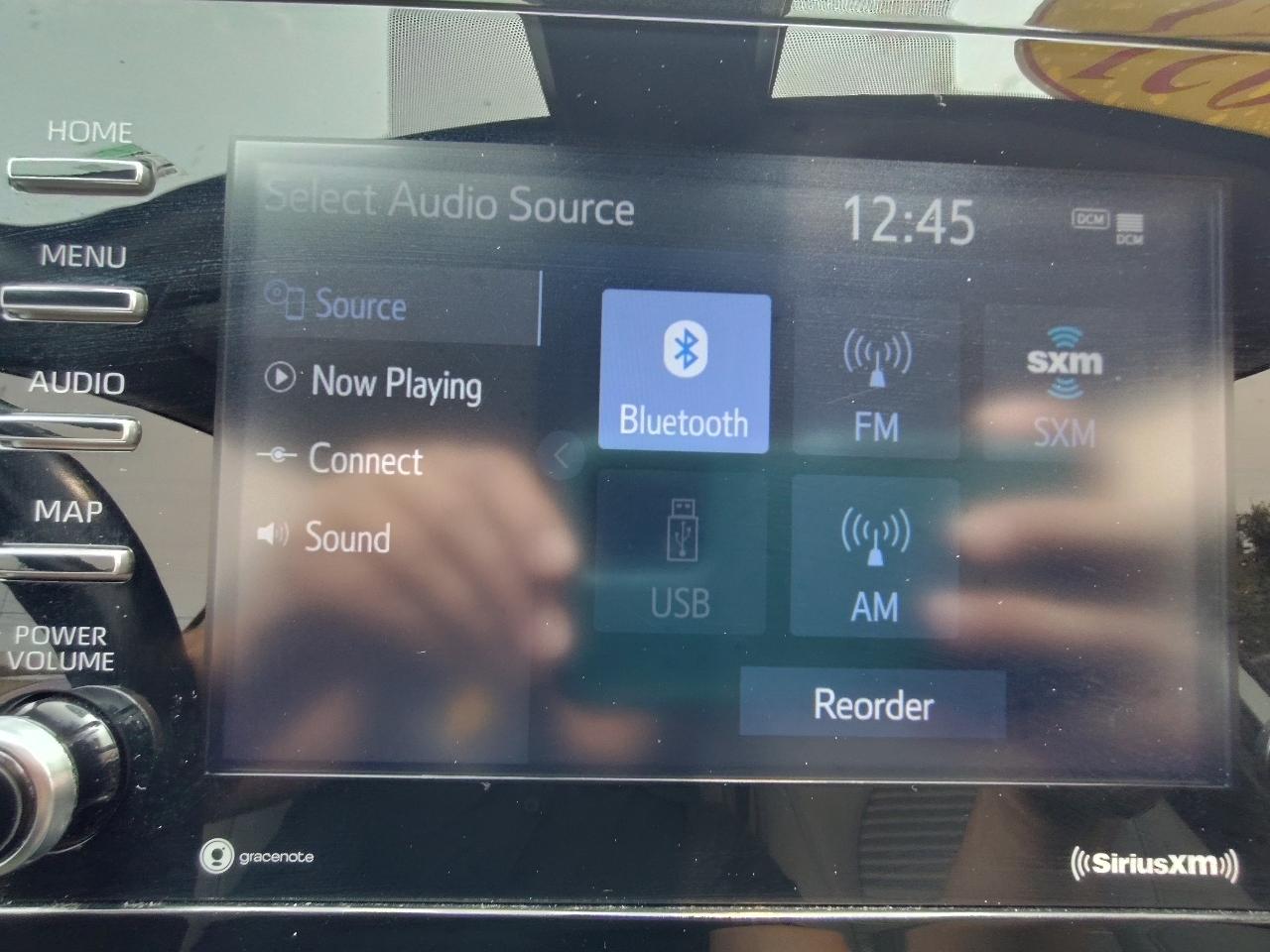 Toyota Camry SE Auto (Natl) 2021