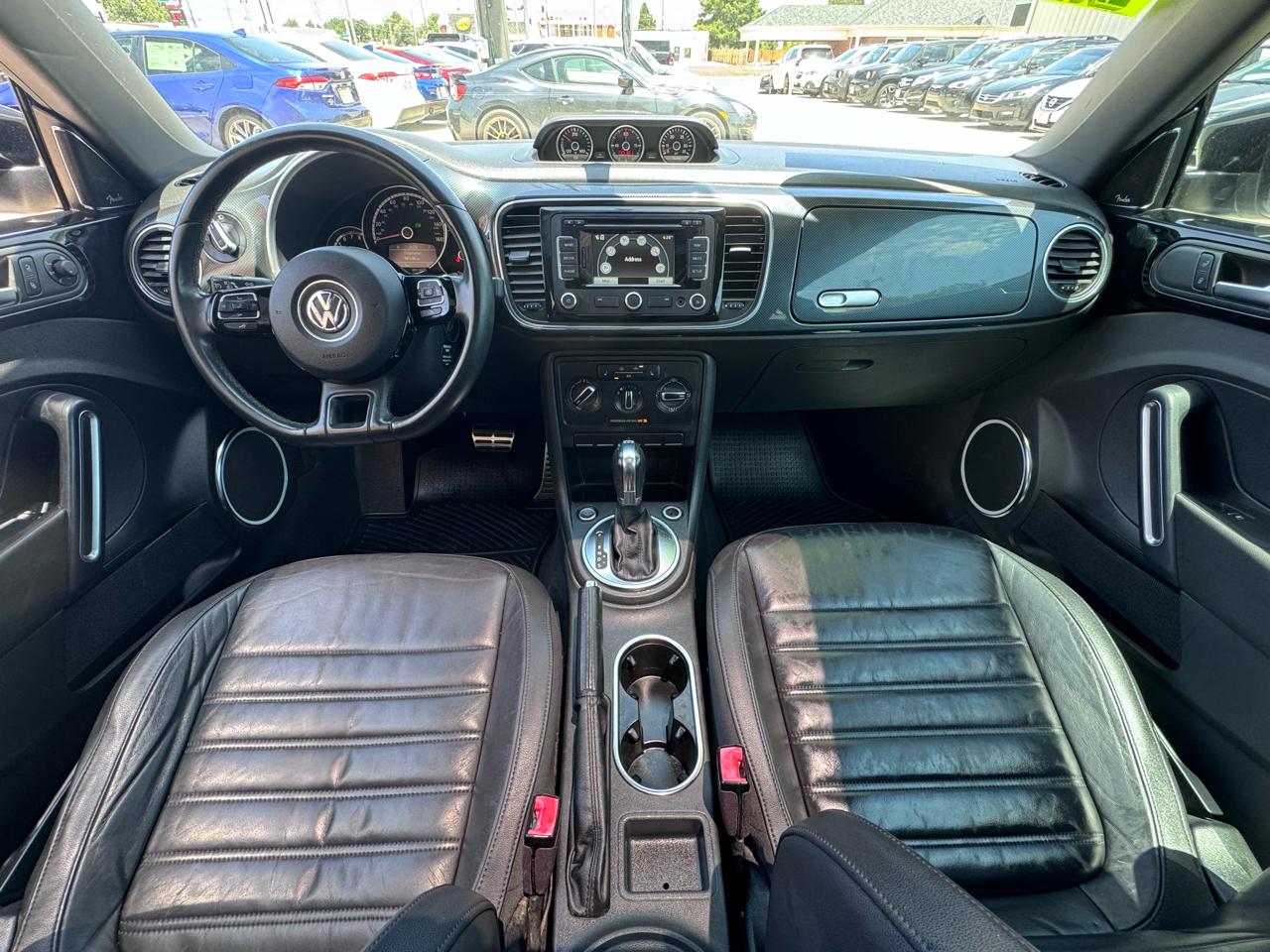 Volkswagen Beetle R-Line 6A w/Sunroof, Sound & Nav 2013