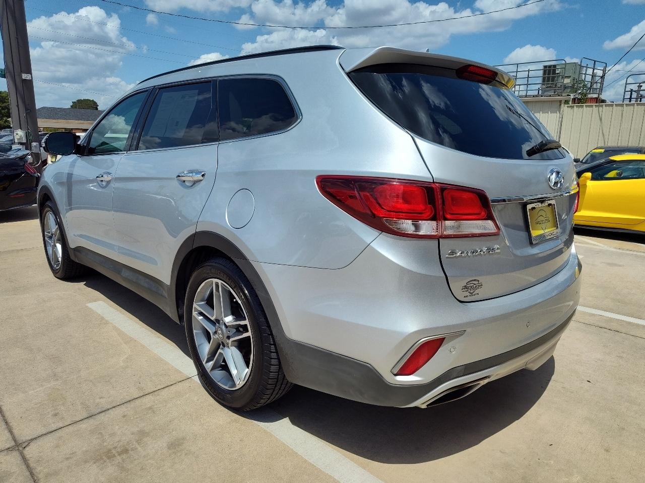 Hyundai Santa Fe SE Ultimate 3.3L Auto 2017