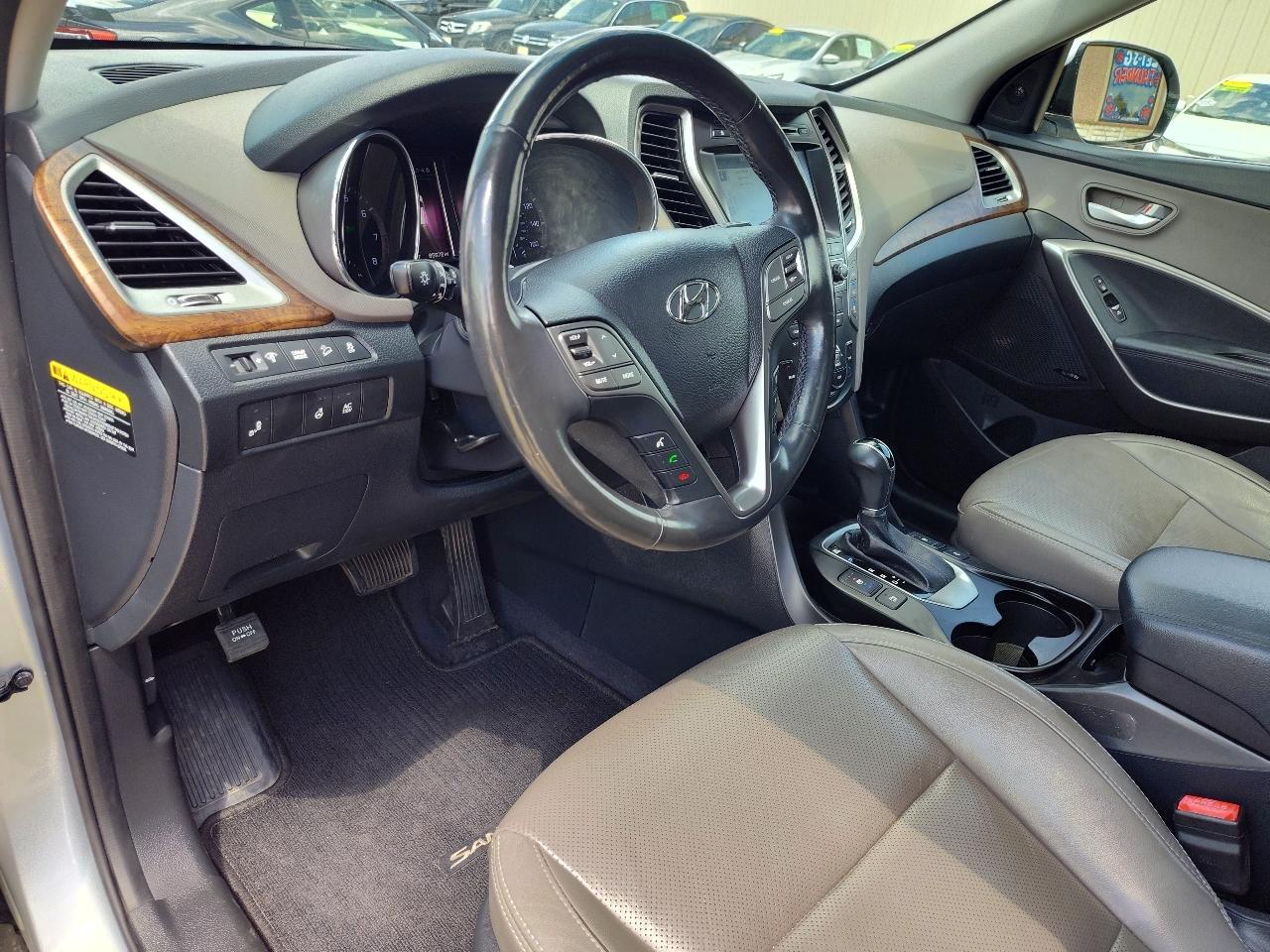 Hyundai Santa Fe SE Ultimate 3.3L Auto 2017