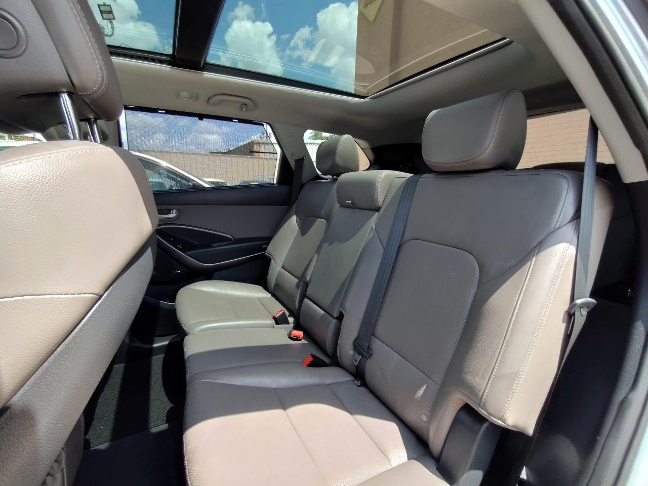 Hyundai Santa Fe SE Ultimate 3.3L Auto 2017