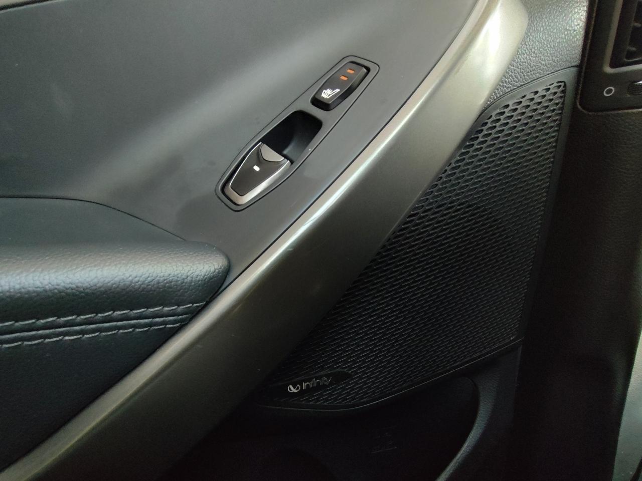 Hyundai Santa Fe SE Ultimate 3.3L Auto 2017