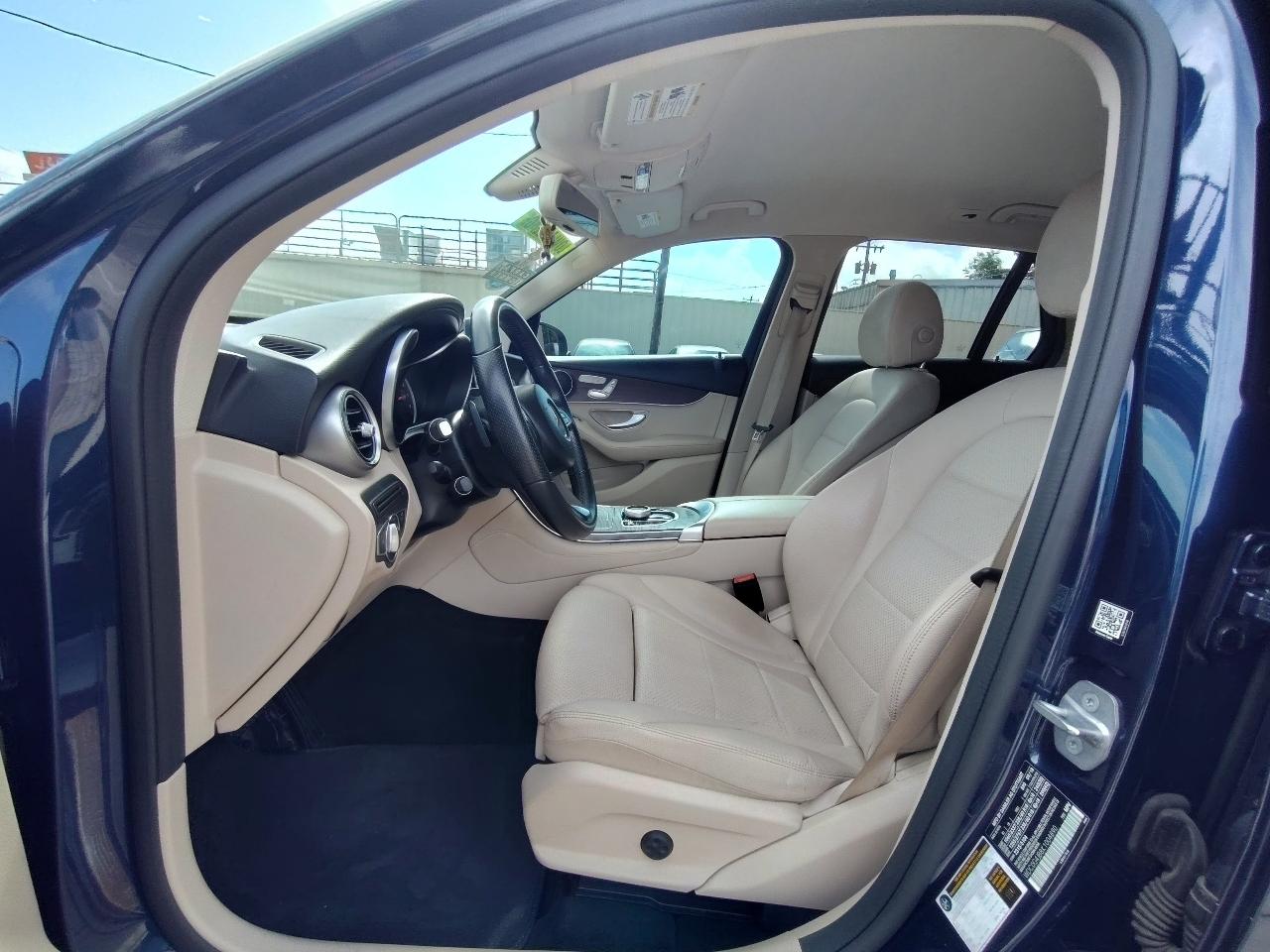 Mercedes-Benz GLC-Class GLC300 2019
