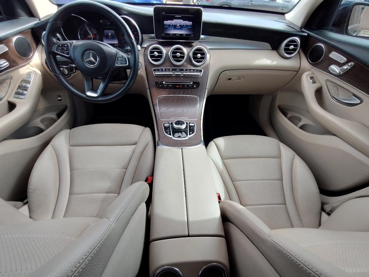 Mercedes-Benz GLC-Class GLC300 2019