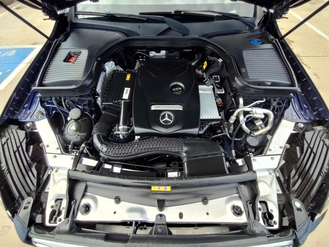 Mercedes-Benz GLC-Class GLC300 2019