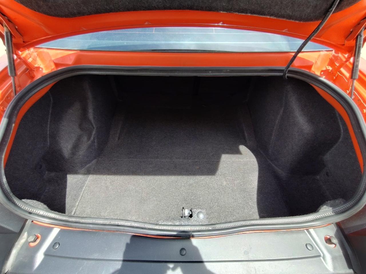 Dodge Challenger SXT 2021