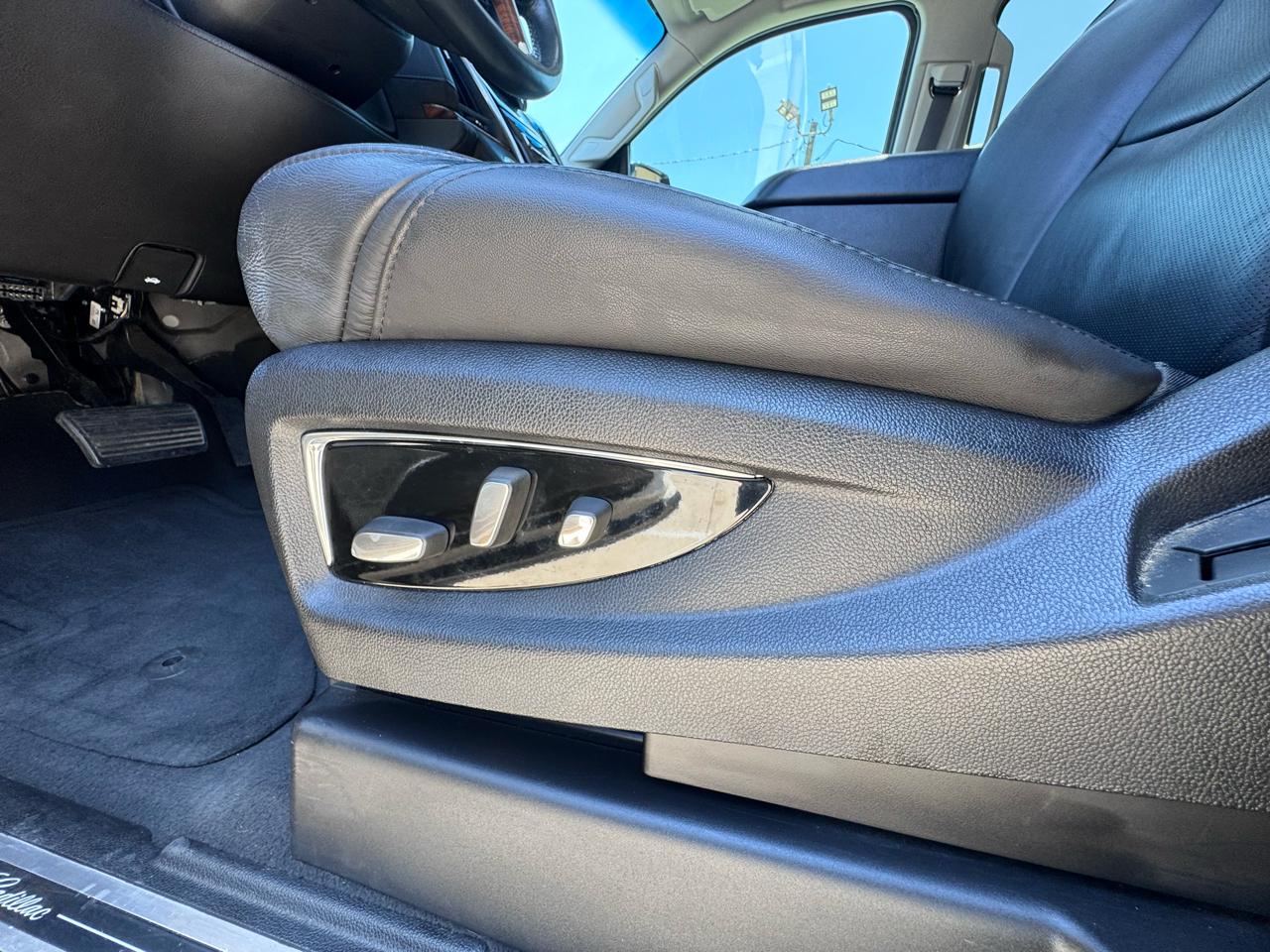 Cadillac Escalade  2015