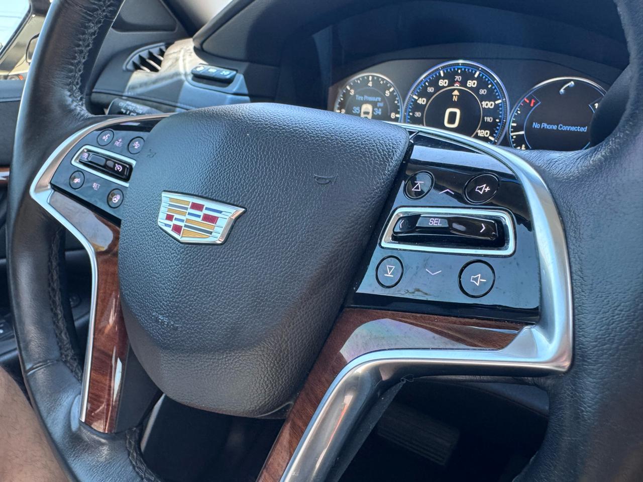 Cadillac Escalade  2015