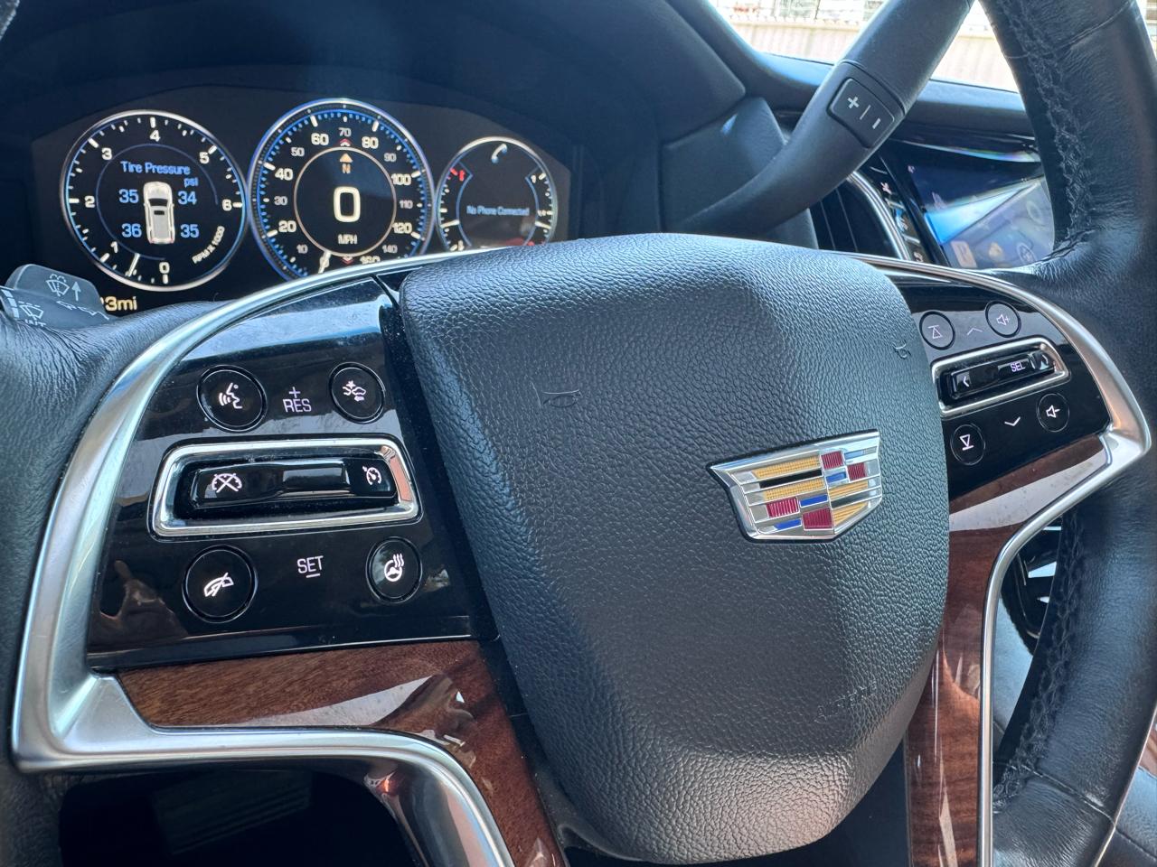Cadillac Escalade  2015