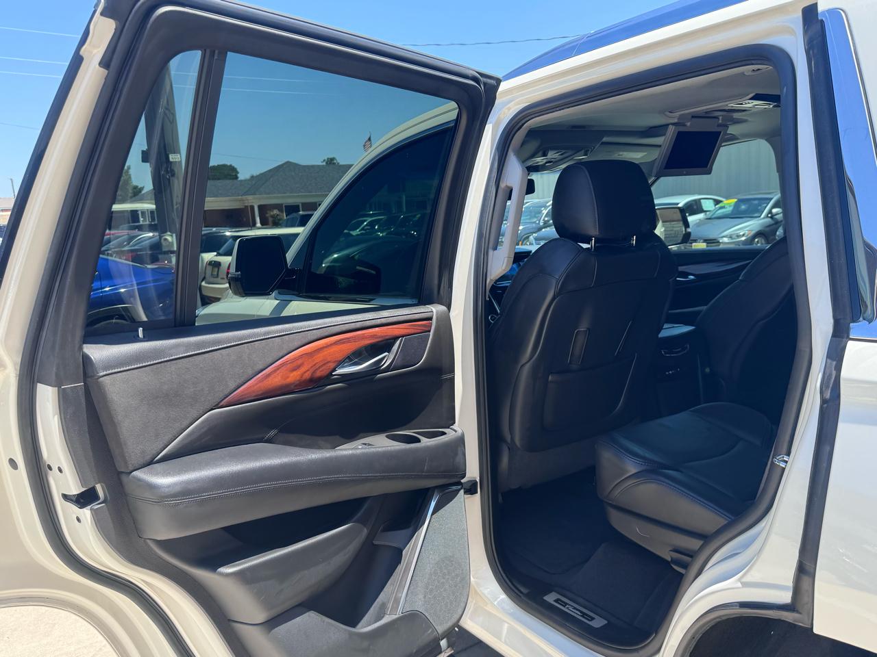 Cadillac Escalade  2015