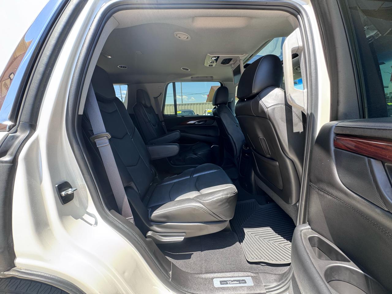 Cadillac Escalade  2015