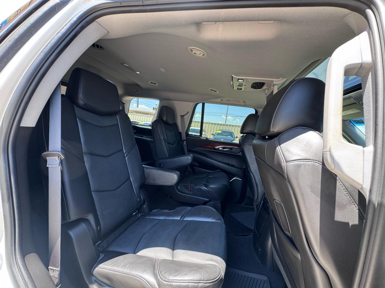 Cadillac Escalade  2015