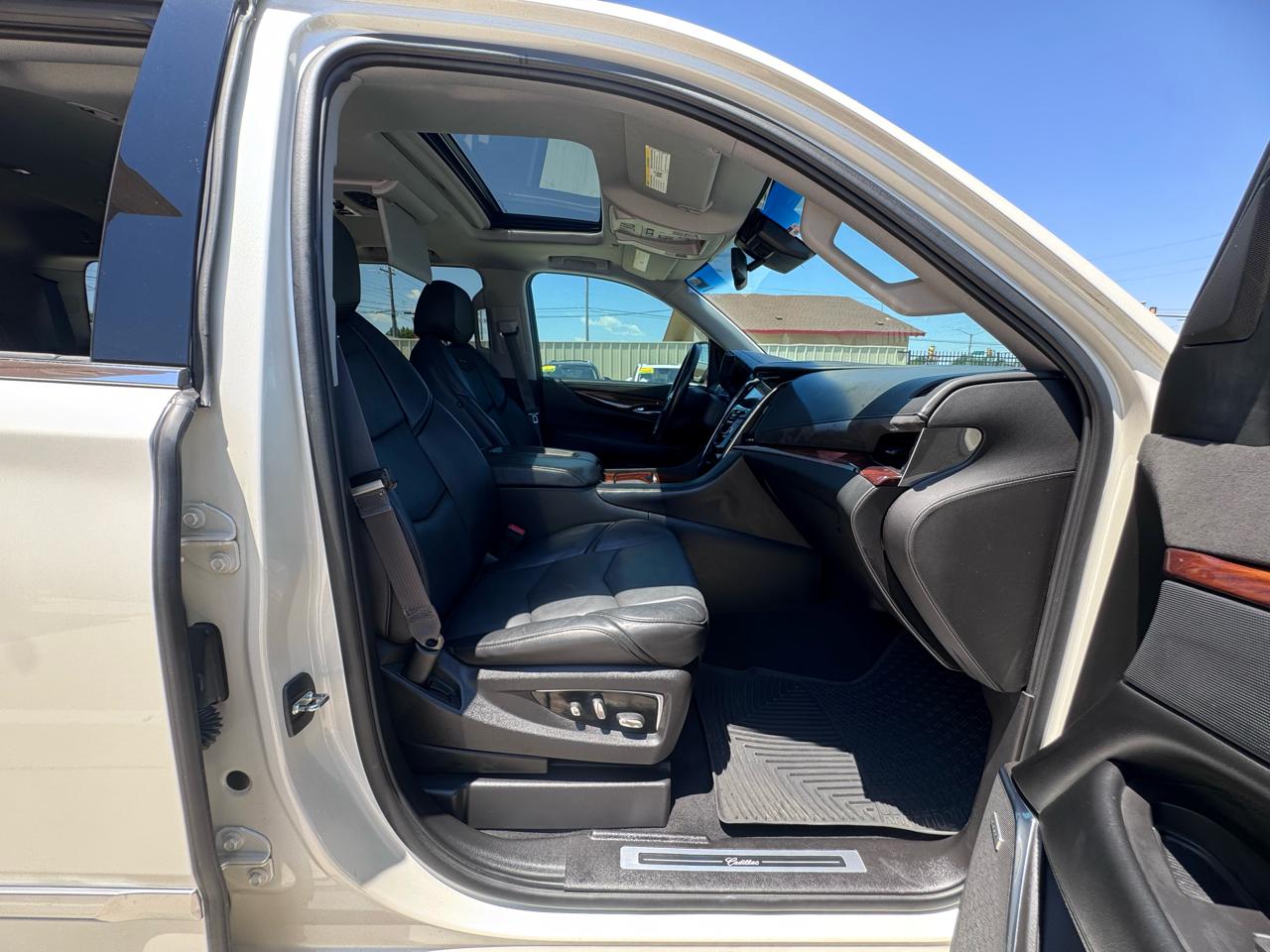 Cadillac Escalade  2015